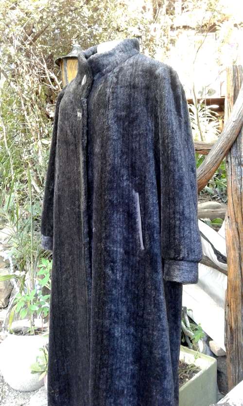 Beautiful Elegant Vintage Full Length Lama Alpaca Fur Coat Size 14