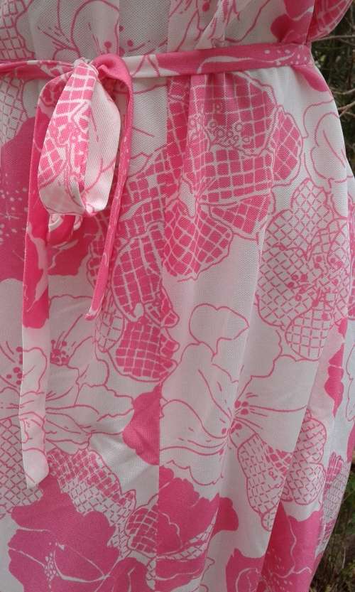 Vintage 1960s Pink White Floral Shirt Dress Size 14