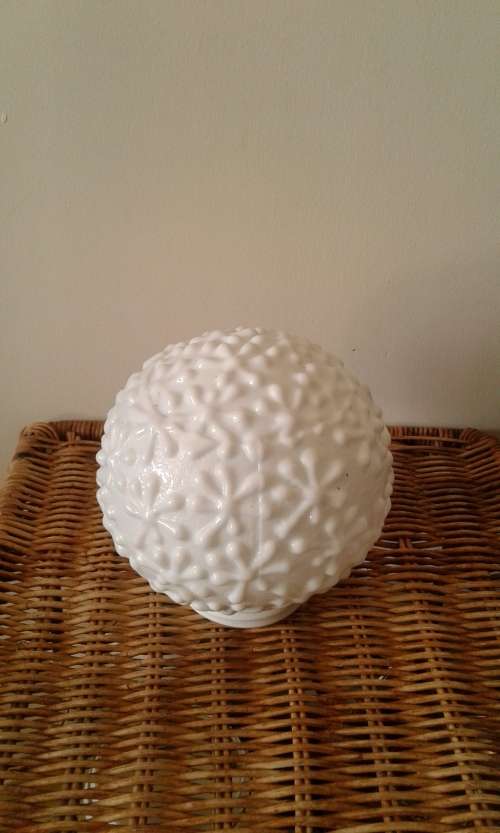 1930 Art Deco Milk Glass Lamp Shade Globe White Flower Pattern