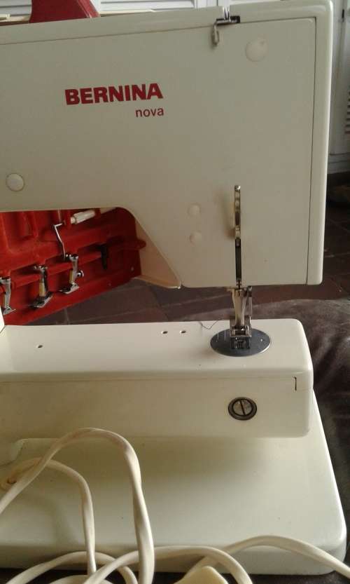 Rare Vintage Bernina Nova 900 Sewing Machine With Case Accessories Foot Control Switzerland
