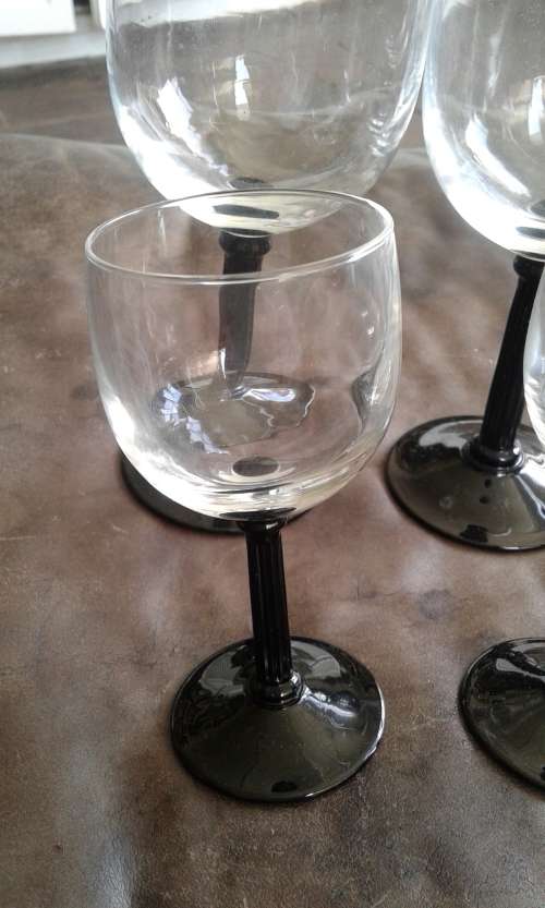 Set Of 6 Crystal Luminarc Black Stem Wine And Sherry Glasses Made In France