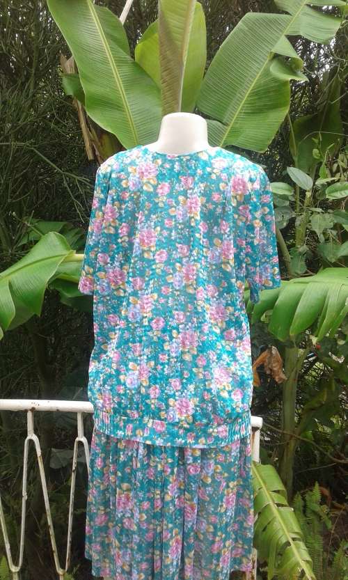 Vintage 1970s Two Piece Skirt And Top Dress Size16