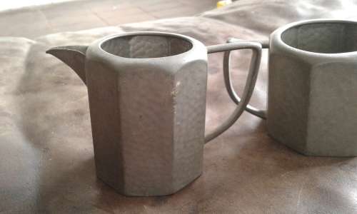 Antique Argent Pewter Hammered Milk Jug And Sugar Bowl  735 Made In England