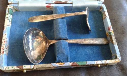 Beautiful Vintage Silverplated Spoon Food Scraper Christening Set Made In England