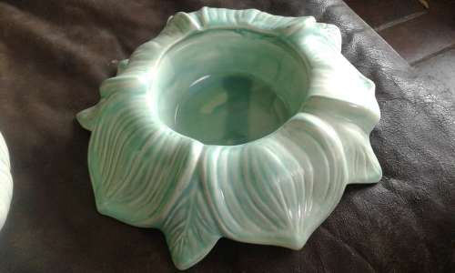 Stunning Vintage Mid Century Two Piece Light Turquoise Holland Mold Flower Frog Vase