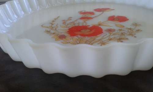 Vintage Mid Century Modern White Milk Glass Red Poppies Cake Form Mold