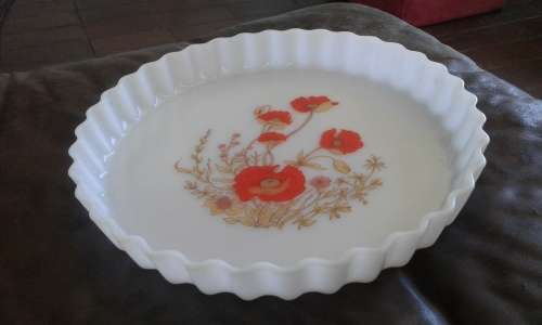 Vintage Mid Century Modern White Milk Glass Red Poppies Cake Form Mold