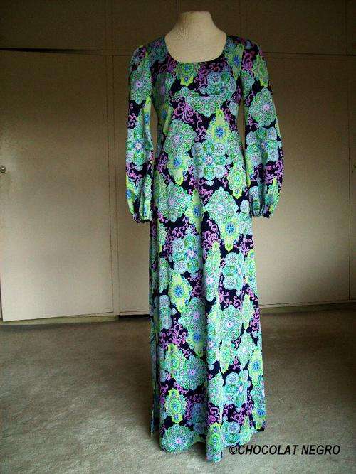 SEXY VINTAGE 1960 LONG DESIGNER EVENING DRESS, LONG PUFF SLEEVES & FLORAL RETRO FLOWER  PATTERN