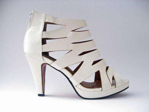 Final Sale - Glen White (Last Pair)