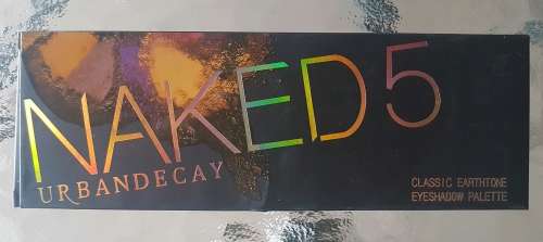 ***Amazing offer on Urban decay NAKED 5 eye shadow***