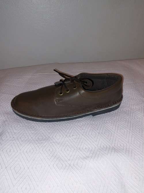 GENUINE LEATHER Womens Veldskoen/Vellie From `Tuskers`. [Size 6-BRAND NEW]