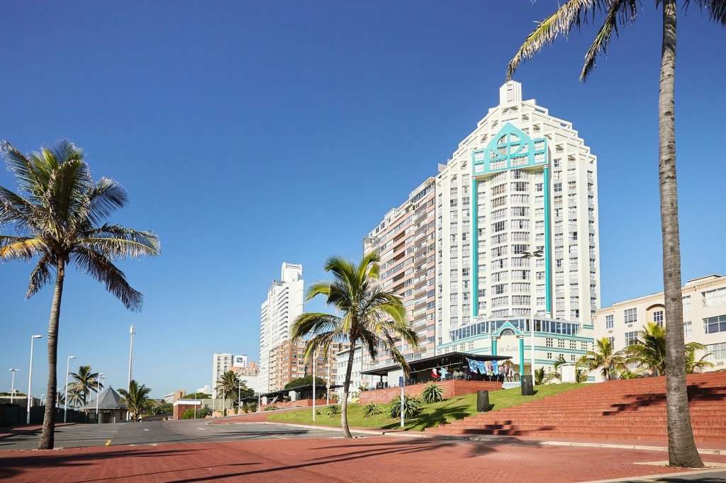 Comrades Weekend 7 to 10 June @ The Palace in Durban 3 nights 2 sleeper Hotel Room