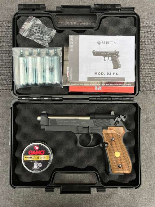 Umarex Beretta M92FS Pellet Gun