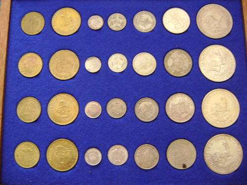 1961 TO 1964 COMPLETE SETS OF COINS IN CLUDING 1962 50C  EXCELLENT COINS - GRADE PROOF TO UNC