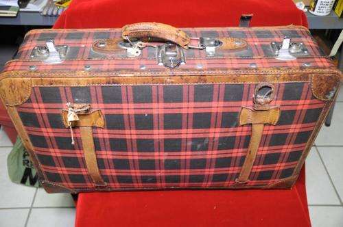antique tartan suit case - must have for shop display or suit case collectors