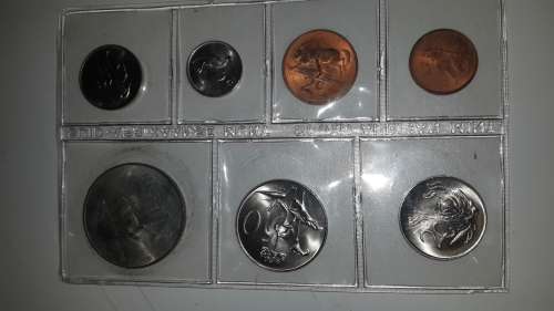 1968 English Mint set with silver R1