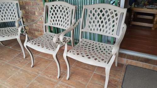 8 Seater Cast Aluminium Patio set Table + Chairs