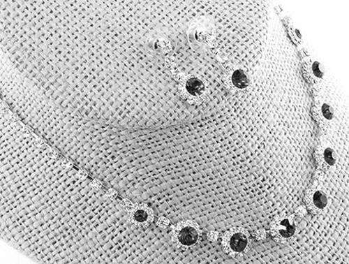 RED RHINESTONE INLAYS WITH WHITE CRYSTALS AROUND MOTIFS - NECKLACE SET