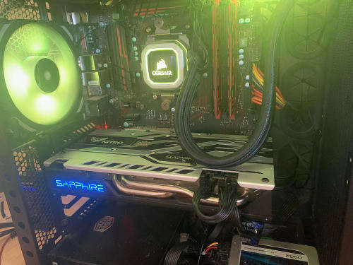 Saphire Radeon RX 570 4gb Graphics Card