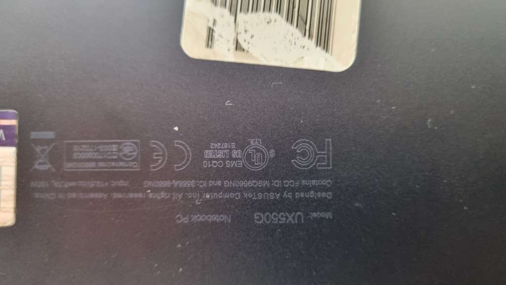 ASUS ZenBook Pro 15 i7 8th gen (UX550G) Read description