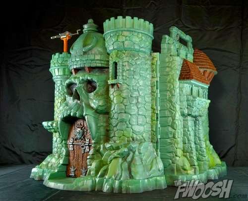 MOTUC Masters of the Universe Classics Castle Grayskull 1ste Edition Mint In Box