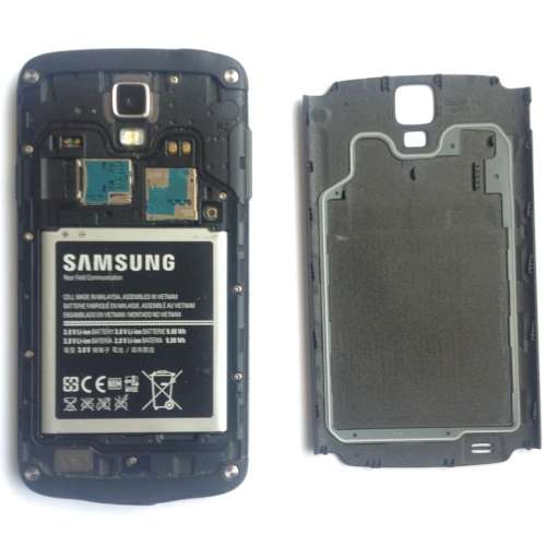 Samsung Galaxy S4 Active 16GB - Screen not responding - Great for Spares!