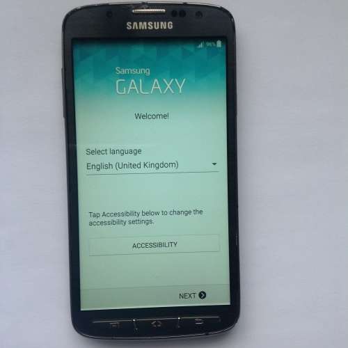 Samsung Galaxy S4 Active 16GB - Screen not responding - Great for Spares!