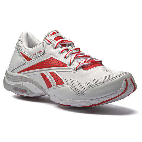 LADIES ORIGINAL REEBOK TRAINTONE VIVA LOW (SIZE 7  S.A)