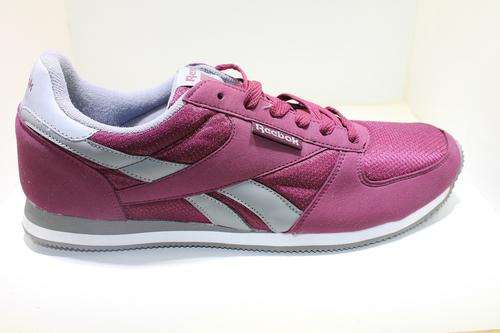 MENS ORIGINAL REEBOK CL   (SIZE 8   SA)