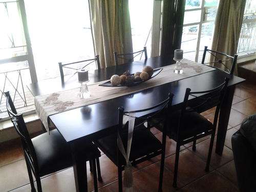 Dining room table and 6 chairs
