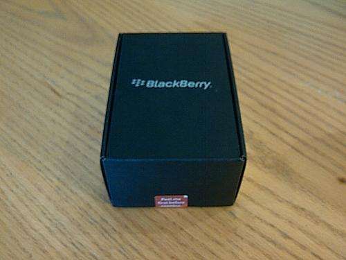 Brand new in box Blackberry Torch 9800 -- Black ***BARGAIN ** 24months warranty