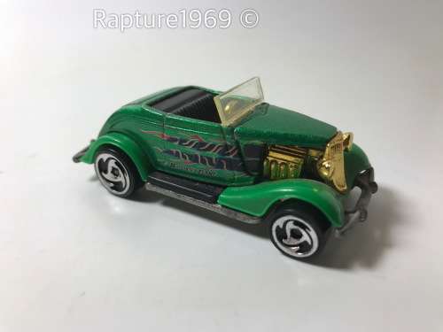 Hot Wheels-33 Ford Roadster-2000 Hot Rod Magazine Series #4-Green-Loose