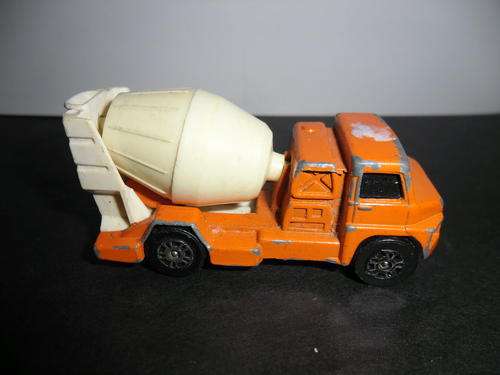 Corgi Mobile Cement Mixer - see photos for condition (shovel bent) - no box