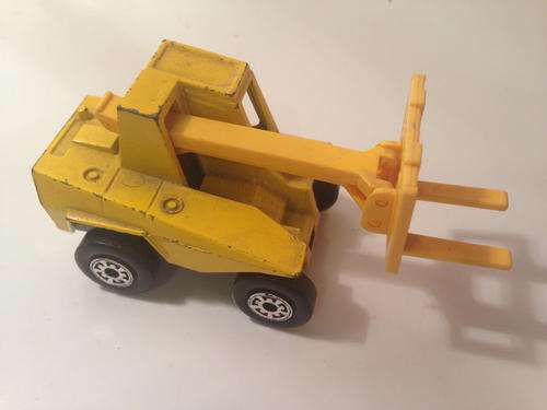 Matchbox # 48 Sambron Jacklift  - Loose