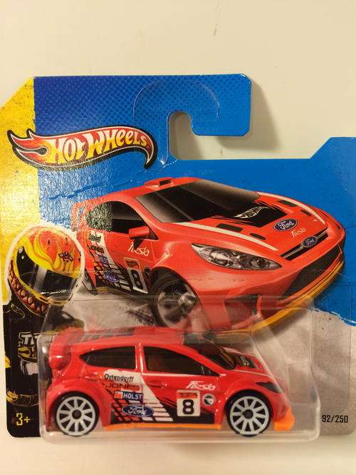 Hot Wheels 12 Ford Fiesta 2013 Hot Wheels HW Stunt Road Rally Treasure Hunt - Mint on Short Card