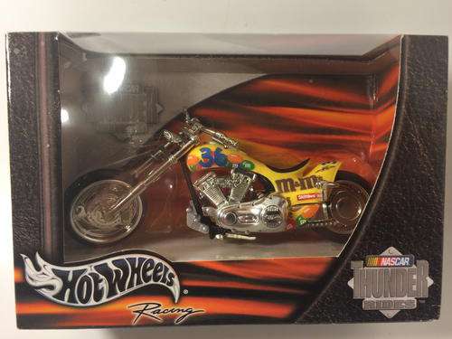 Hot Wheels - 1/18 Scale Drag Bike - 2002 Nascar Thunder Bikes M&M's