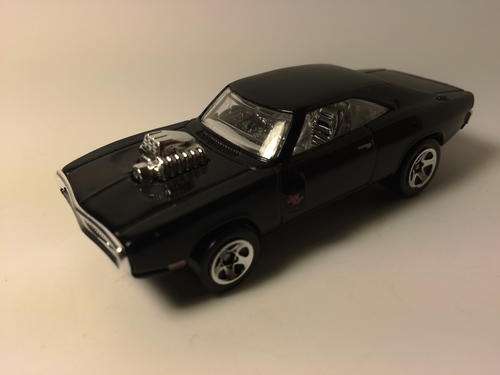 Hot Wheels - 70 Dodge Charger R/T - 2013 Hot Wheels HW City Street Power - Loose