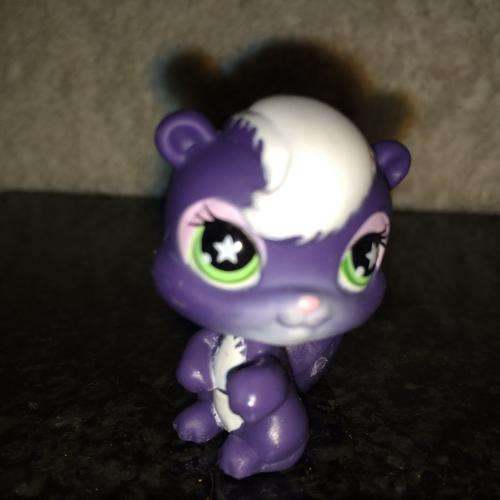 Littlest Pet Shop Figure