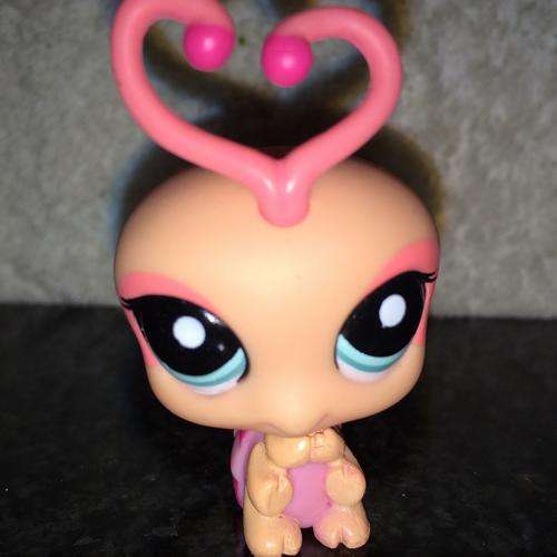 Littlest Pet Shop Figure