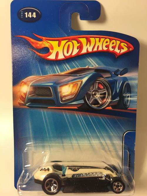 Hot Wheels - Rocket Oil Special - 2005 Hot Wheels #144  - White - Long Card