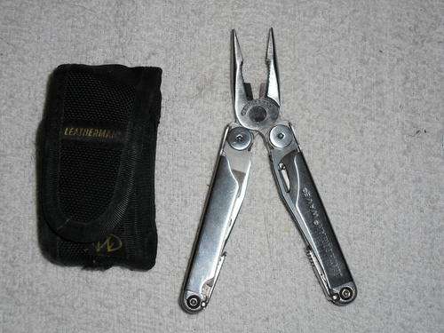 Leatherman Wave II with Black Nylon Pouch