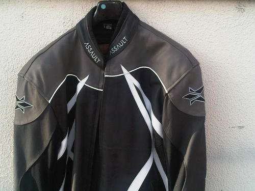 Jackets Racing Suits ASSAULT OWN THE ROAD LEATHER JACKET STILL BRAND NEW was sold for 650.00 on 6 May at 20 00 by DOEDOES in Johannesburg ID 37057037