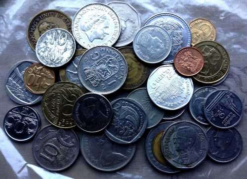Selection of world coins from different countries 31 coins available