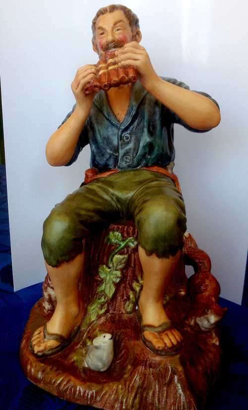 ROYAL DOULTON FIGURINE DREAMWEAVER HN 2283 MINT, SEE PICTURES.