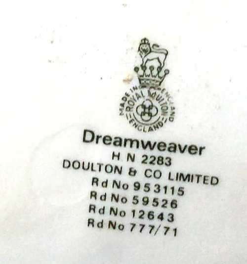 ROYAL DOULTON FIGURINE DREAMWEAVER HN 2283 MINT, SEE PICTURES.