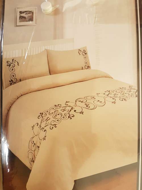 After Hours Luxury Duvet Cover Queen