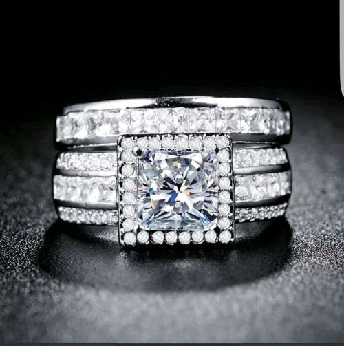 ELEGANT WOMAN PRINCESS CUT2.7ct WHITE SAPPHIRE 925 SILVER RING SIZE 8 (Q)