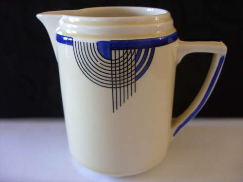 Royal Doulton 'tango' creamer circa 1936