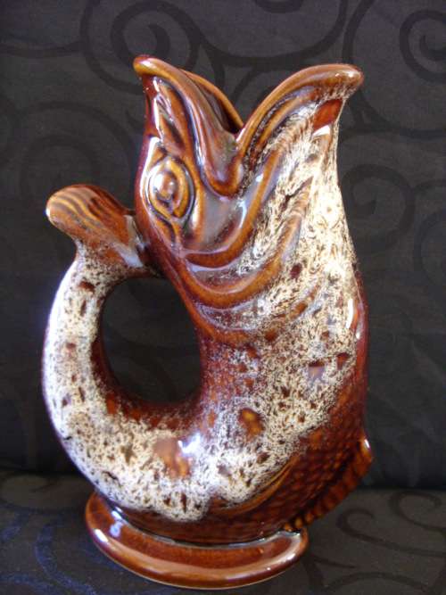 SALE !  Fosters studio pottery vase made in Cornwall England