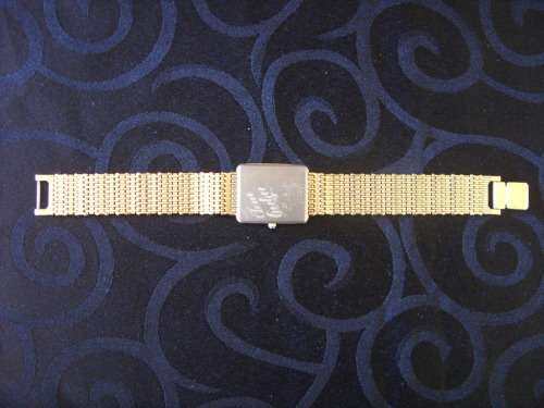 Seiko quartz dress watch circa 1983 - postage included